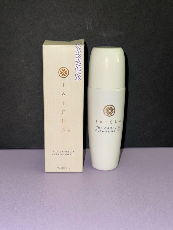 Tatcha Other - Tatcha Camellia Cleansing Oil — White & Gold Accents